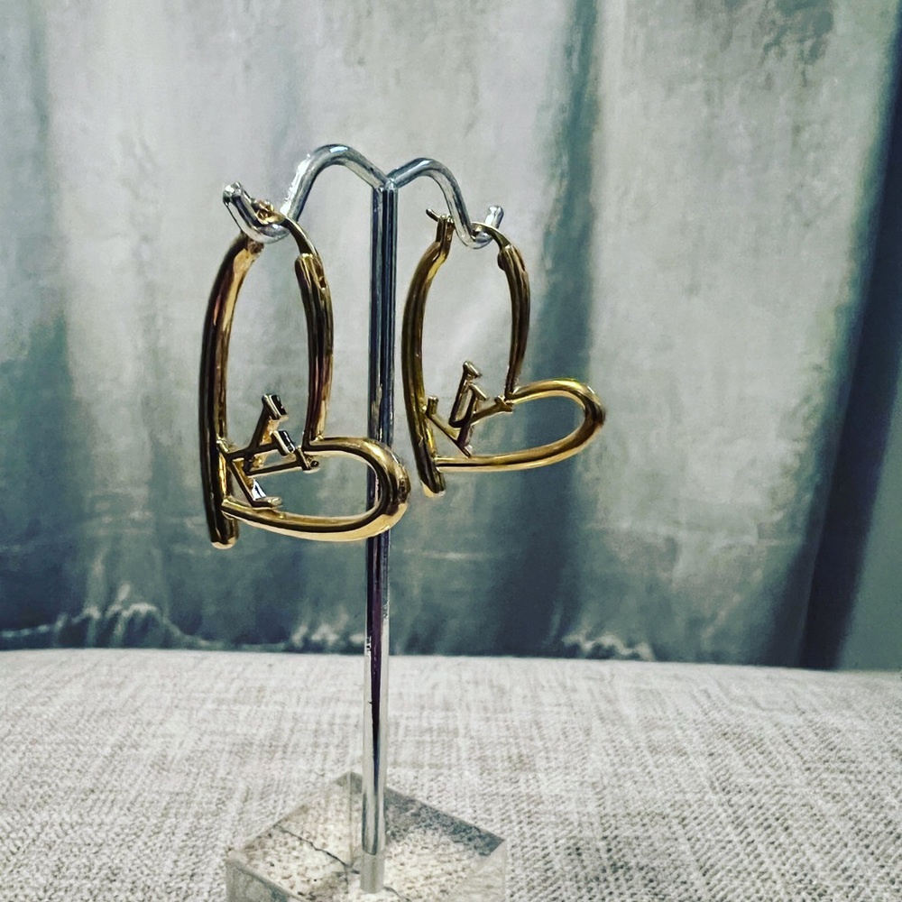 Gold Heart Hoops